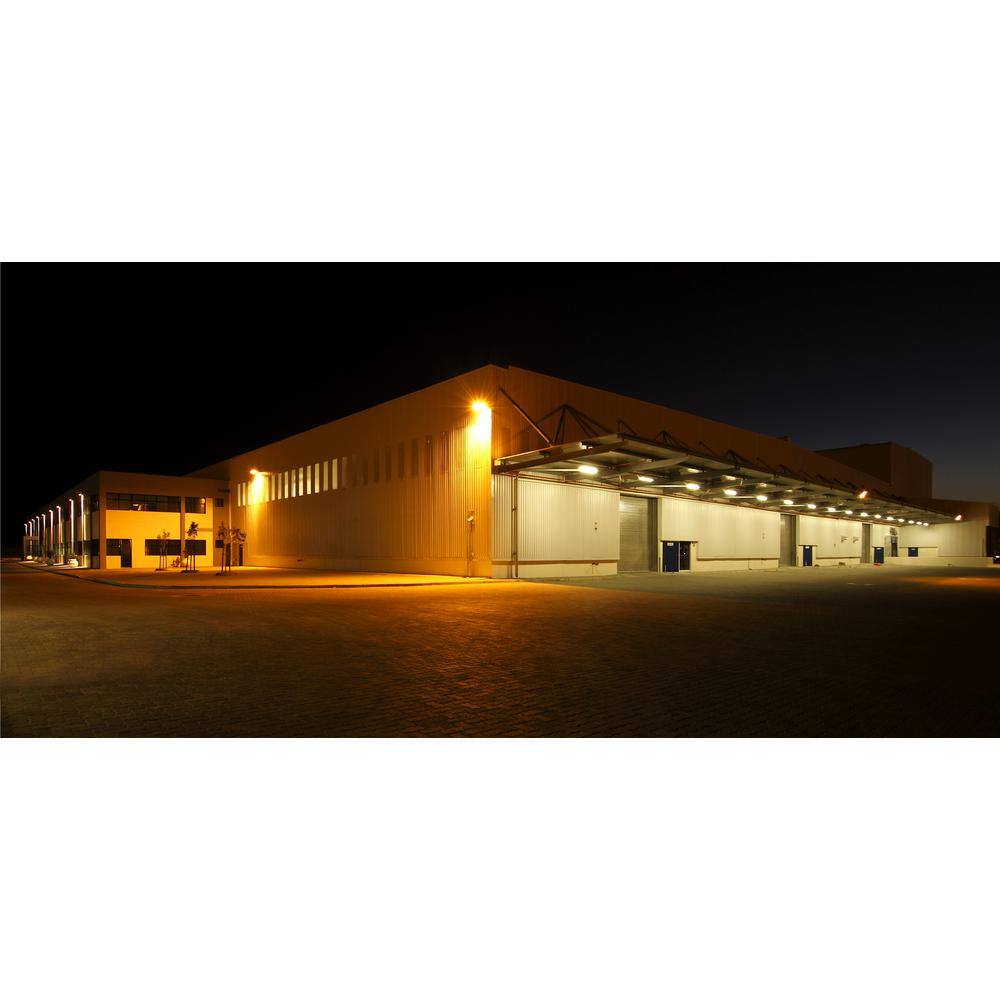 HALCO LIGHTING TECHNOLOGIES 120-Volt to 277-Volt Yoke Line Voltage Bronze Outdoor Integrated LED Large Landscape Flood Light, Selectable Color